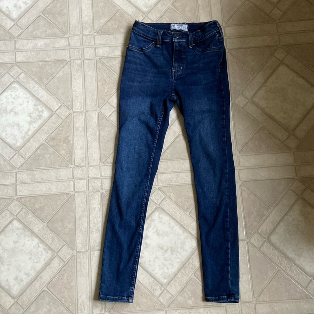 Free People Stretchy Skinny Jeans size 26